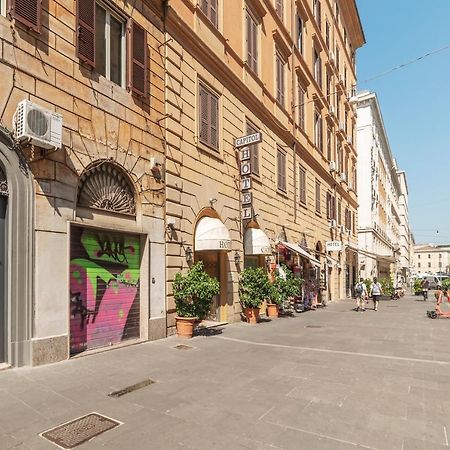 روما Termini Station Elegant And Roomy Apartment المظهر الخارجي الصورة