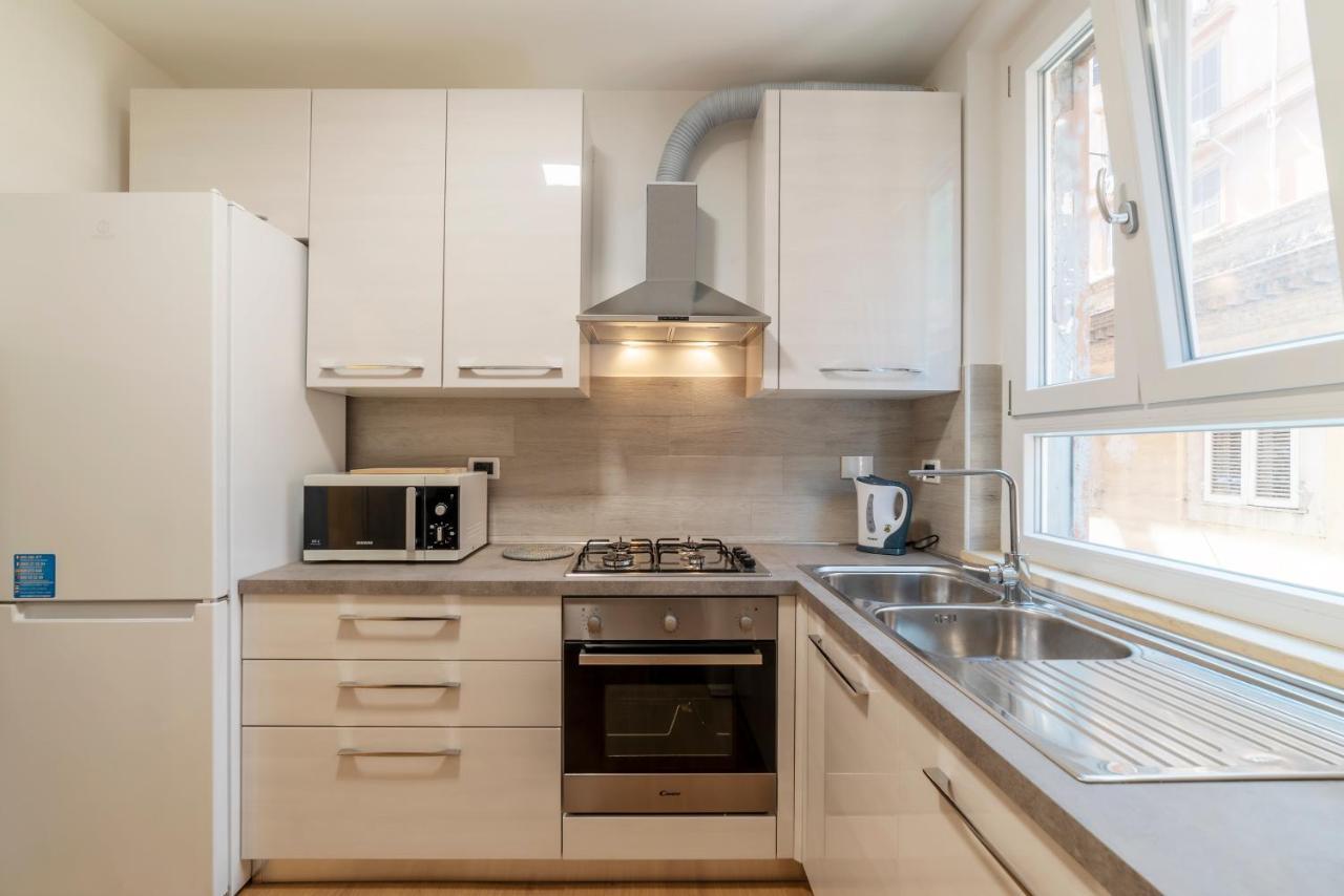روما Termini Station Elegant And Roomy Apartment المظهر الخارجي الصورة
