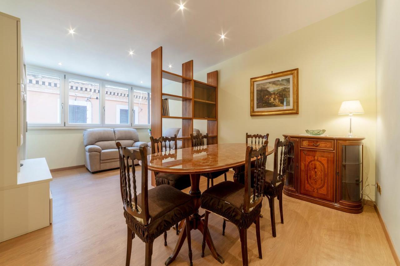 روما Termini Station Elegant And Roomy Apartment المظهر الخارجي الصورة
