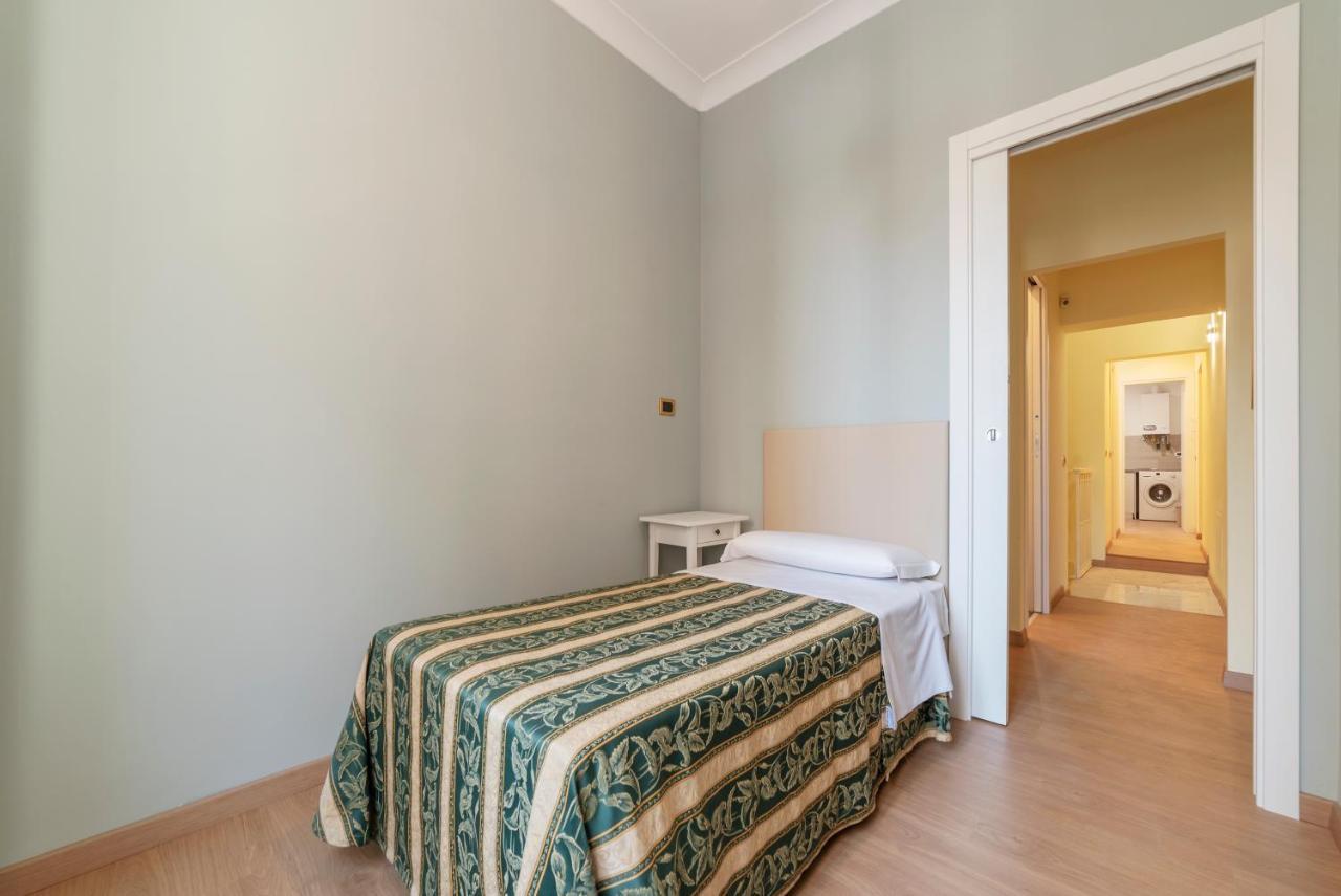 روما Termini Station Elegant And Roomy Apartment المظهر الخارجي الصورة