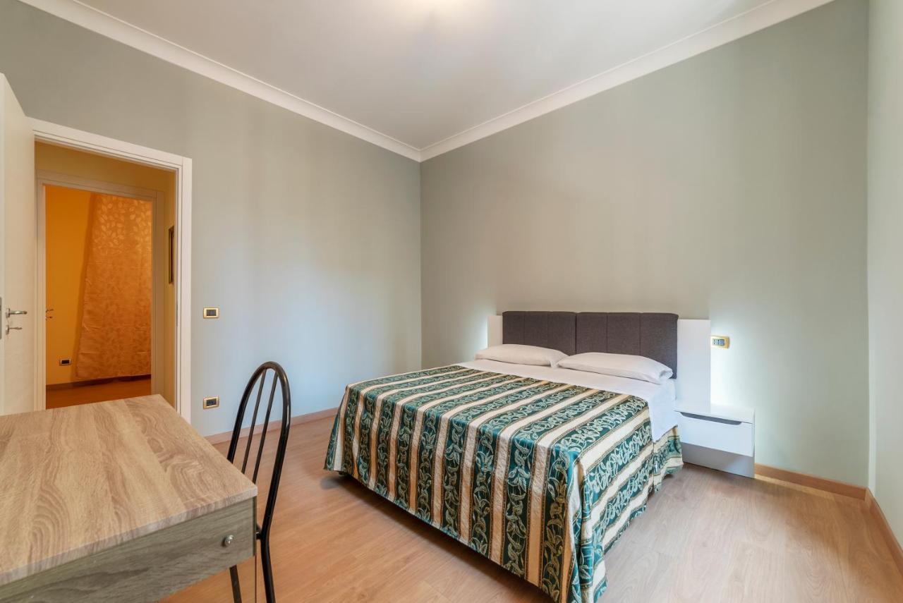 روما Termini Station Elegant And Roomy Apartment المظهر الخارجي الصورة